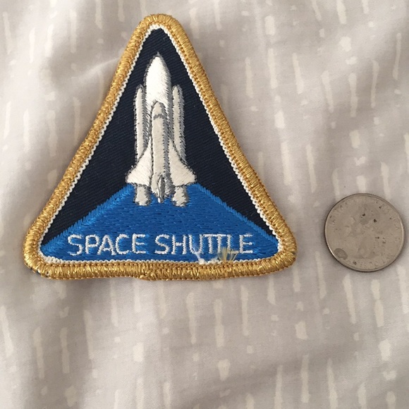 Space shuttle patch - Picture 2 of 2